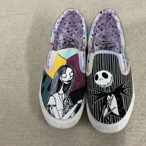 EUC Woman’s DISNEY the nightmare before Christmas slip on shoes